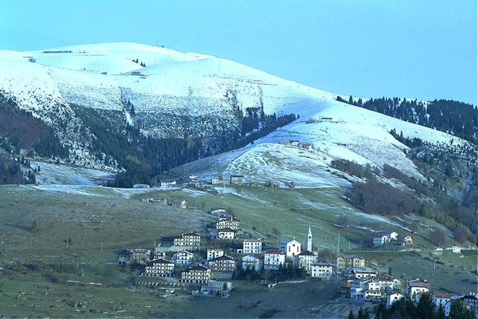 Albergo Al Pino Enego Exterior foto